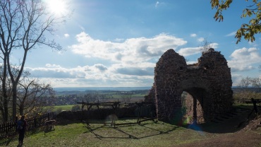 Sonnige Aussichten von der "Ruine Ebersburg" (HWN 100)